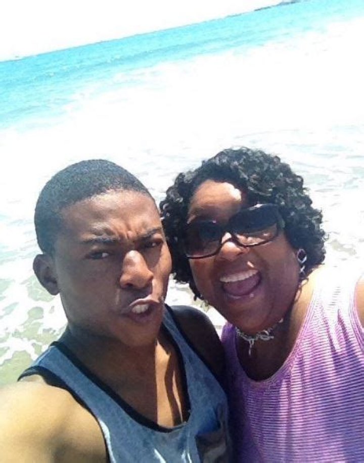 Camron Jones Wiki, Age, Girlfriend, Height & Bishop Moore