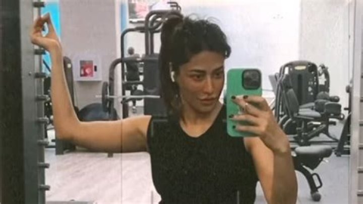 Chitrangda Singh in Workout Gear Says "Hair Flippin' Workout Done"