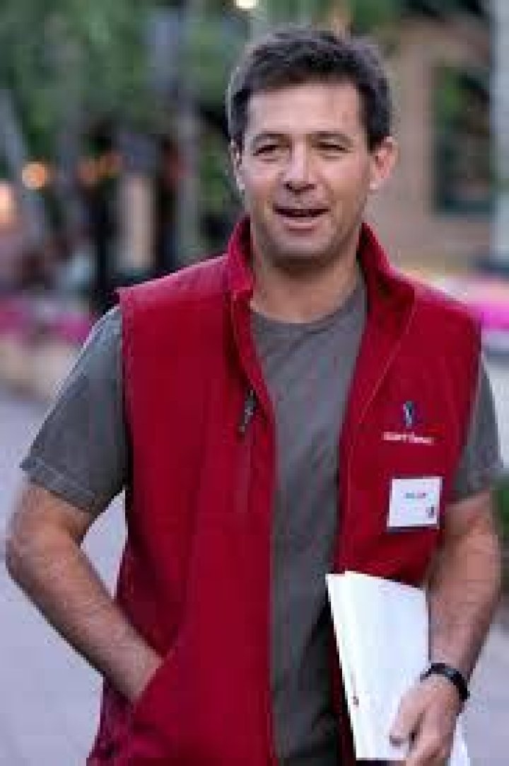 
How Much Money Does Dirk Edward Ziff Make? Latest Income Salary
