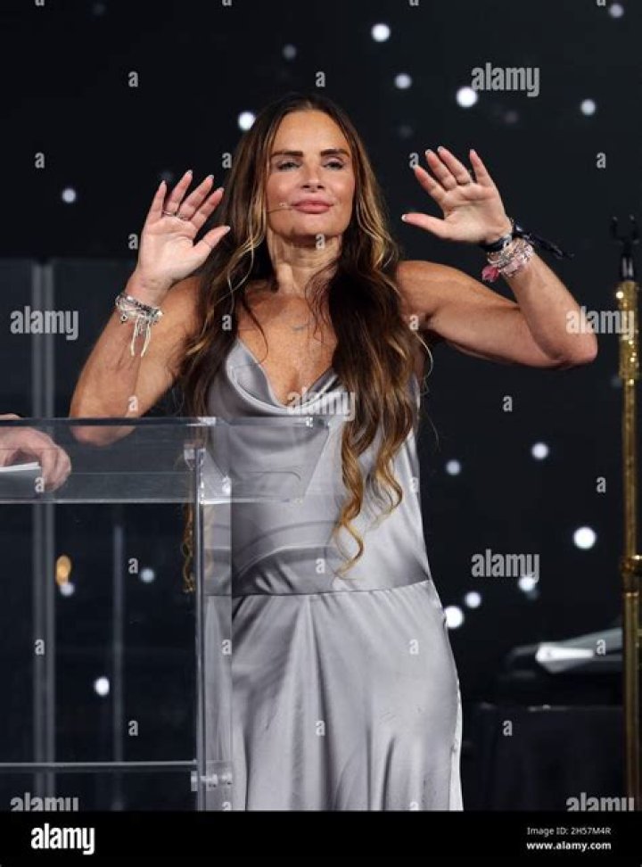 
How Much Money Does Gabrielle Anwar Make? Latest Income Salary
