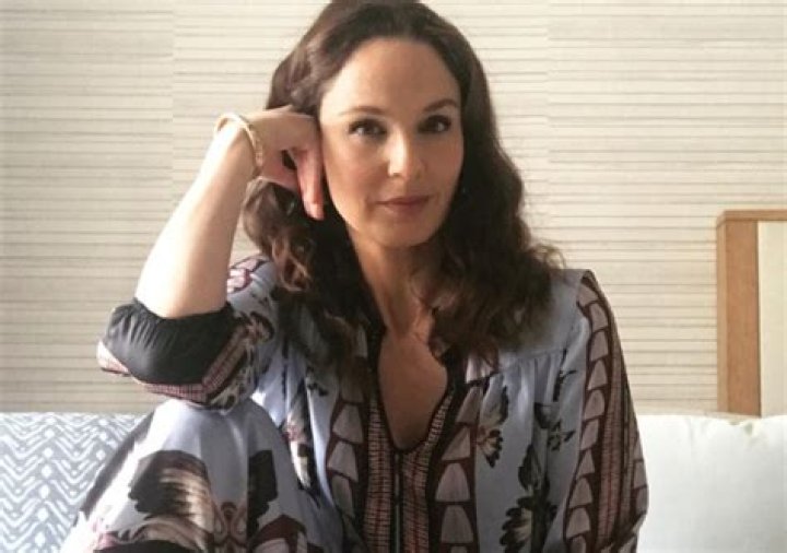 
How Much Money Does Sarah Wayne Callies Make? Latest Income Salary
