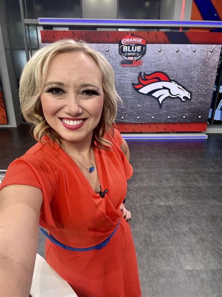 Janice Blue Wiki, Age, Height, Boyfriend, Family, Net worth & Biography