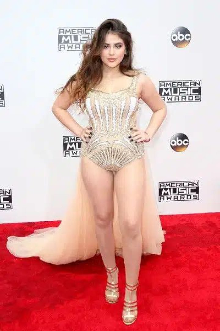 Lauren Giraldo Height Weight Shoe Size Body Measurements Statistics