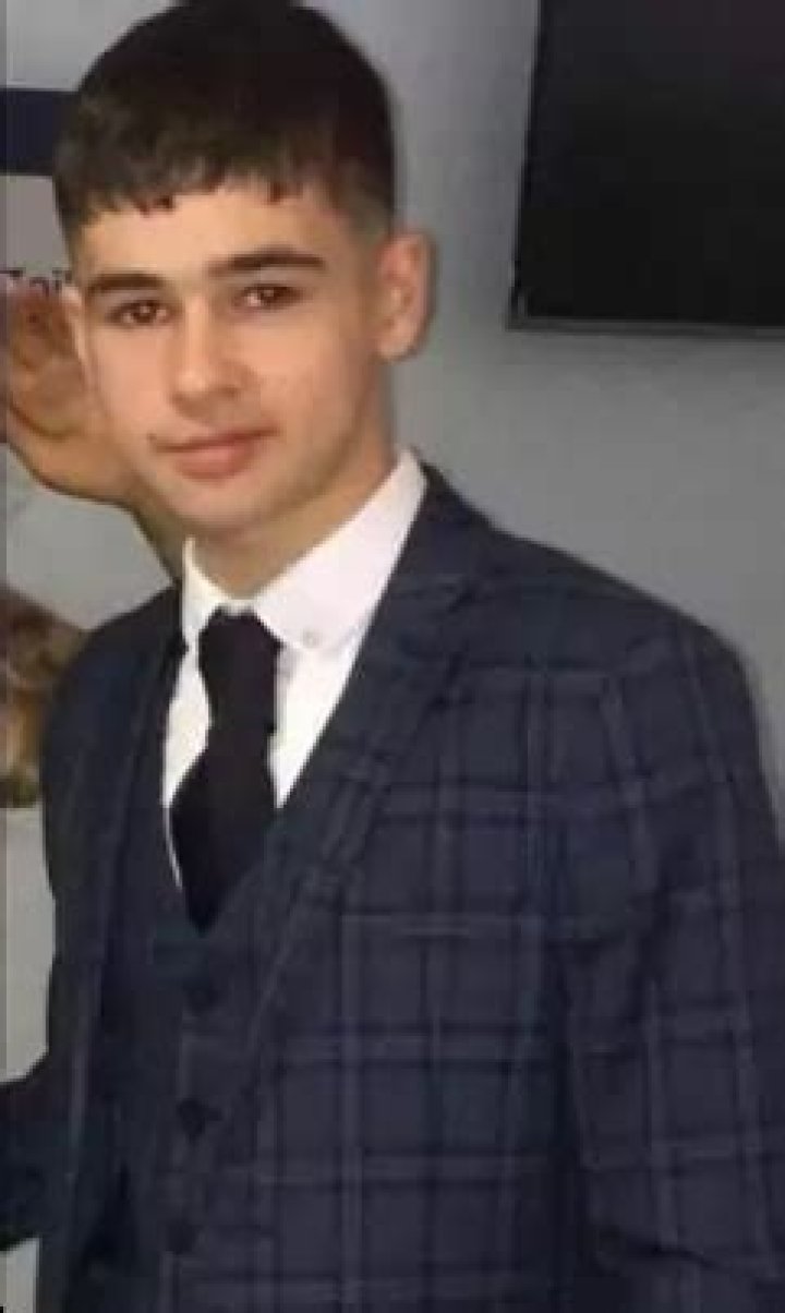 Louis Dunn [Actor] Wiki, Girlfriend, Net Worth, Height, Age & More