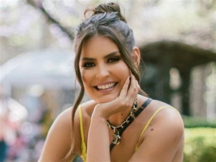 Model Vanessa Claudio Shares Swimsuit Photo "Enjoying the Sun"