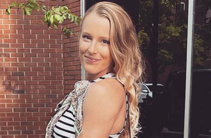 Pole Vaulter Sandi Morris in Swimsuit Has “Nature’s Ice Bath” in Italy