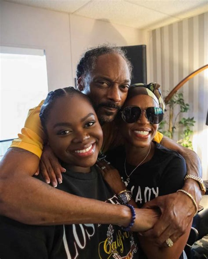 Snoop Dogg's Daughter Cori Broadus Posts About 40 Pound Weight Loss